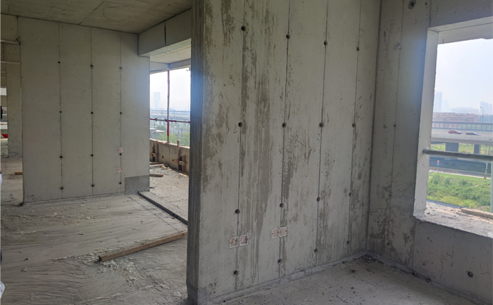 Clear water without plastering