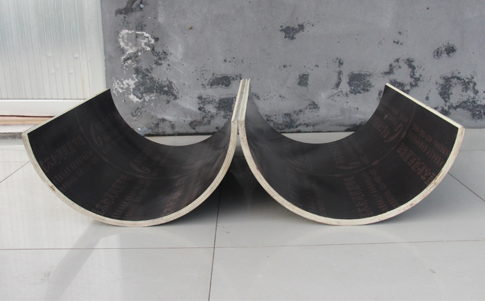 <b>Cylindrical wooden formwork</b>